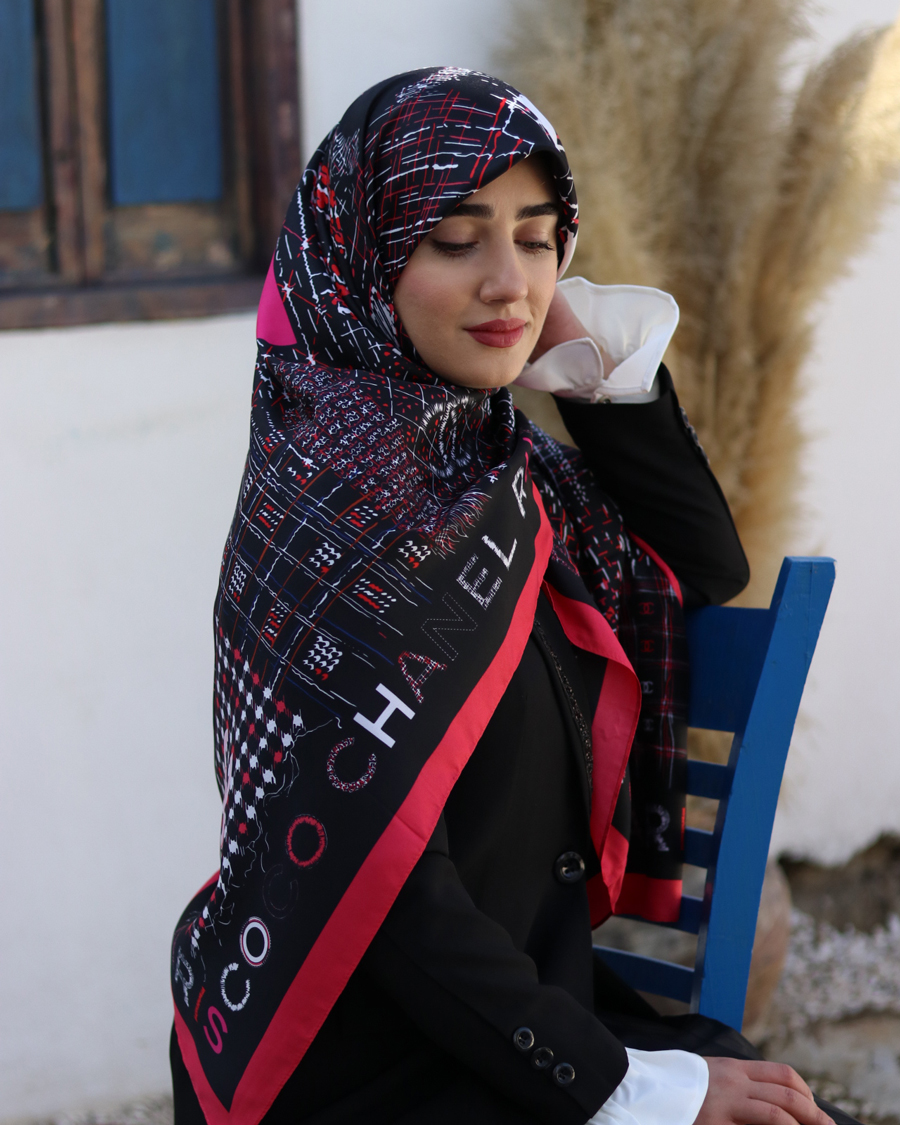 IMG_8284 روسری توییل طرح نوشته - تصویر 1